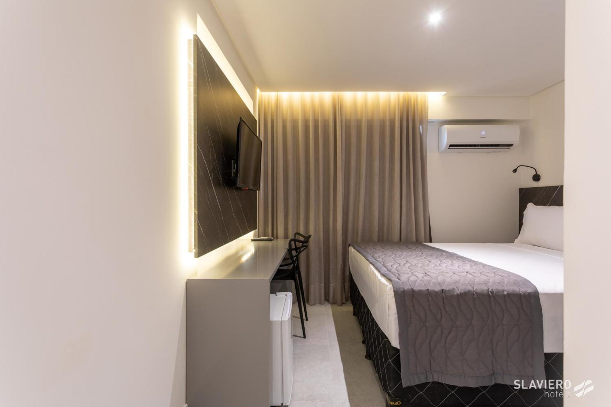Slaviero Hotel